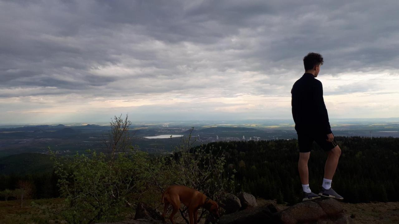 Chata Lesni Klíny Exterior foto